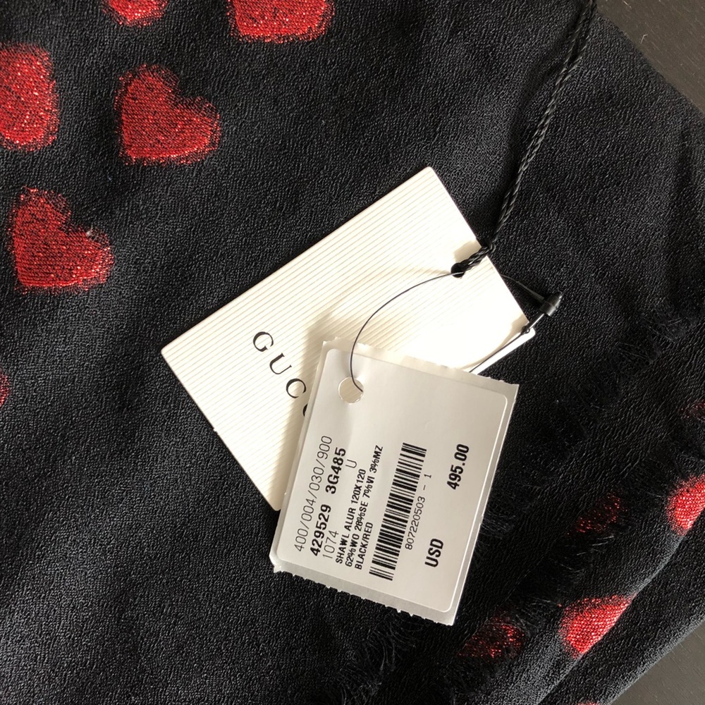 Gucci - Picture 2 of 4